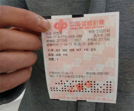 而《今日影评》2026新春特别策划《观众在说》也在新春佳节之际暖心上线!