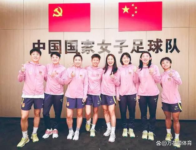 明星时尚杂志《HIGH CUT》在画报《难忘此刻》(《Never forget now》)中记录了玄彬出席柏林国际电影节的珍贵记忆。
