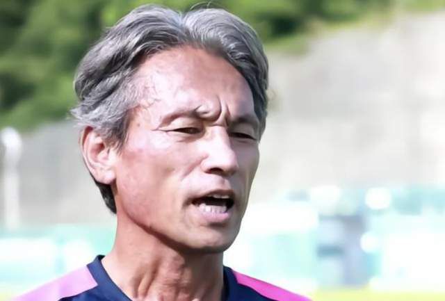 而在此之前,大多数人了解《好东西》,是因为电影《爱情神话》,它们来自同一位导演。
