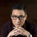 《老师·好》破2亿 教育界人士认同于谦演活教师 2019-04-02 剧徐伟出席了专场观影活动，与影迷朋友们亲密互动，更与教育界人士深入交流，探讨电影中有关教师生活的细节，纷纷表示感觉回到了自己的高中时代。