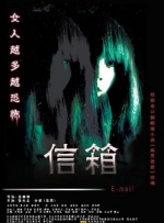 贾玲在MV中实现了减肥后的梦想，烫着大波浪，穿上了晚礼服。