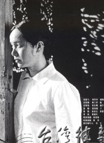 “中国电影消费年”活动将在暑期推出一系列电影消费惠民举措，为观众观影提供优惠。