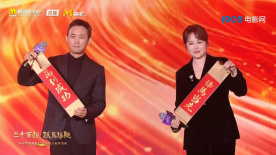 影片发布一组角色剧照，并同步曝光演员阵容，在杭州的湖光山色中，正上演这场关于“爱和美味”的温暖故事。