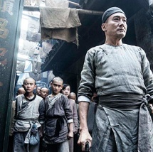 《女汉子真爱公式》情定3.18 暖男张翰求爱赵丽颖 2016-02-23 由赵丽颖、张翰联袂主演的国内第一部女汉子IP电影《女汉子真爱公式》今日同时发布了定档预告及海报。