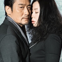 金·卡戴珊主演《诉讼女王》巴黎首映 3 《同乐者》曝预告 《绝命毒师》主创打造科幻新剧 4 《海贼王2》曝海报及剧照 布洛基和东利同框亮相 5 经典美剧《越狱》重启！